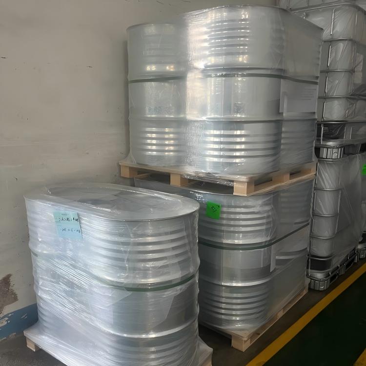  Food Grade 99% Glycerol Tricaprylate CAS 538-23-8